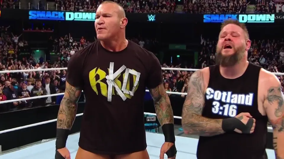 Randy Orton returns and saves Kevin Owens from attack of The Bloodline on Smackdown