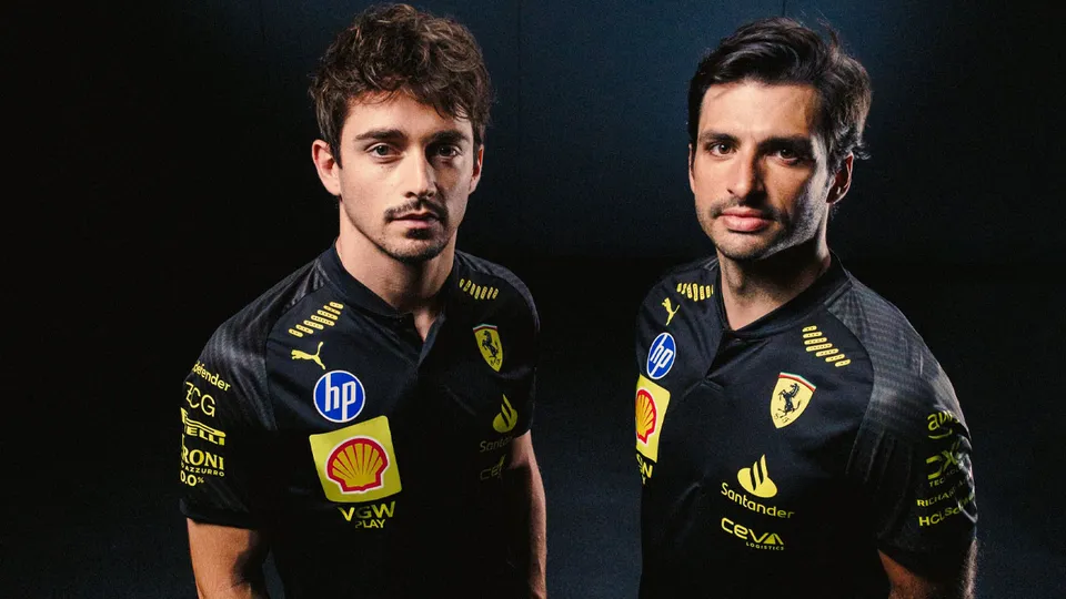 Charles Leclerc and Carlos Sainz in special suit for Monza GP