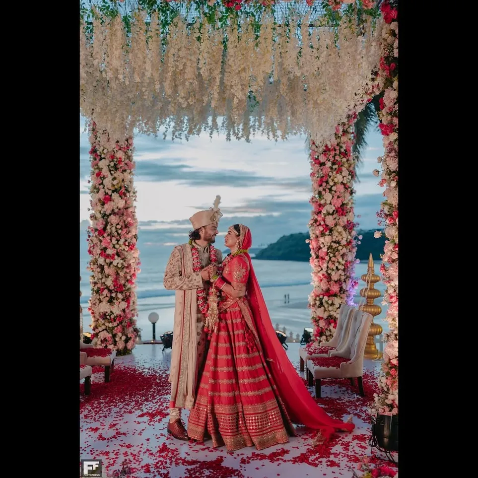 Somethings are meant to be ❤️07.10.2025.Shot by @fhotofocus_ Makeup and hair by @makeup_chandnid