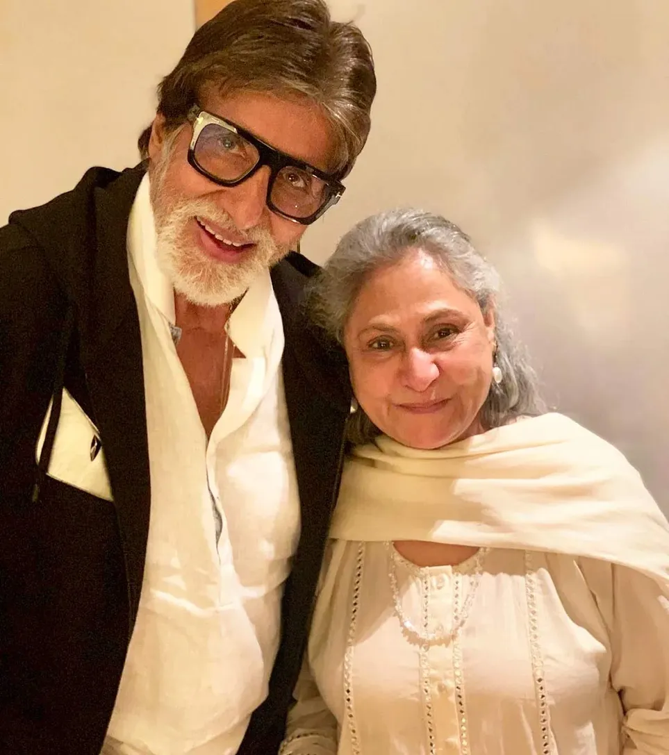 Jaya Bachchan angers paps, powerful take on her husband Amitabh |  cinejosh.com