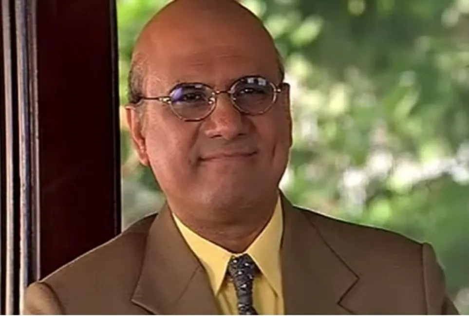 बोमन ईरानी उर्फ ​​डॉ. अस्थाना ने मुन्ना भाई 