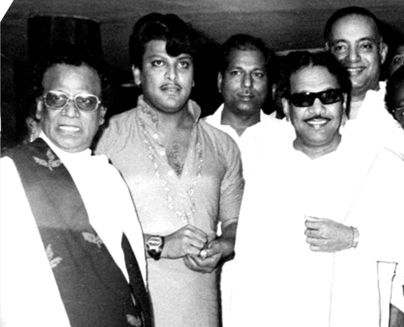 கர்ஜனை! -"இளையவேள்'’ ராதாரவி