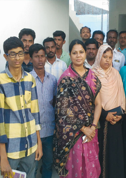 கனவை நனவாக்கும் "கலைஞர் படிப்பகம்' -பெண் கவிஞரின் நம்பிக்கை விதை!