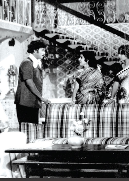 கர்ஜனை! -"இளையவேள்'’ராதாரவி(65)