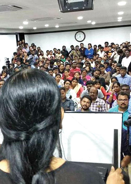 இறங்கி அடிக்கும் இளம் அரக்கர்கள்! -திராவிடப் பாய்ச்சல்!
