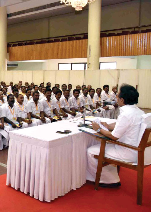 சர்ச்சை புயலில் தி.மு.க.! டீலிங் பேசும் உளவுத்துறை!