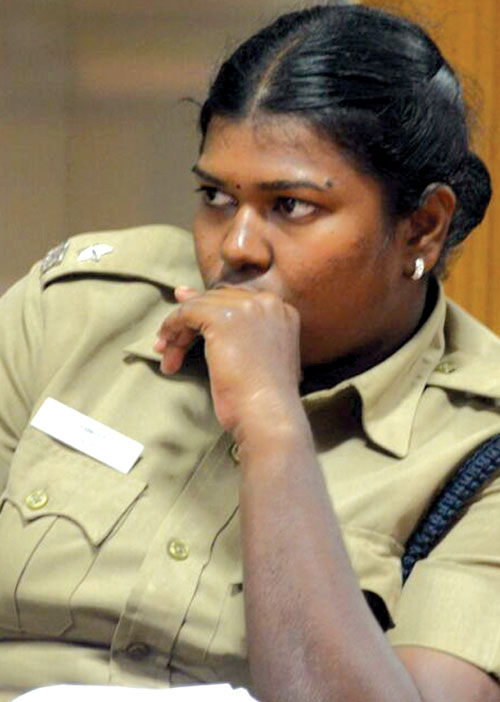 விஷ்ணுப்ரியா நிர்பந்தக் கொலை! யாரைக் காப்பாற்றுகிறது சி.பி.ஐ.? -கைவிடப்பட்ட விசாரணை!