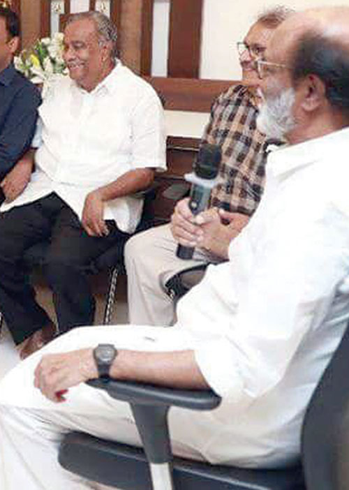 ரஜினியின் அதிர்ச்சி வைத்தியம்! -மிரளும் நிர்வாகிகள்!