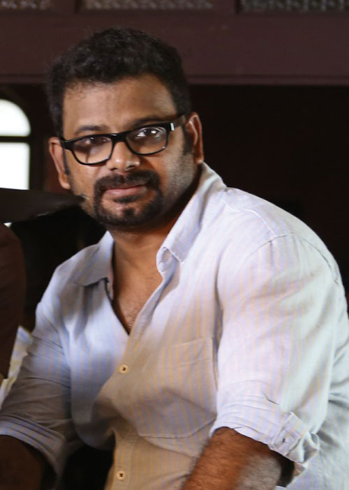 எப்படிக் கிழித்தாலும்...'' -டென்ஷன் டைரக்டர்!