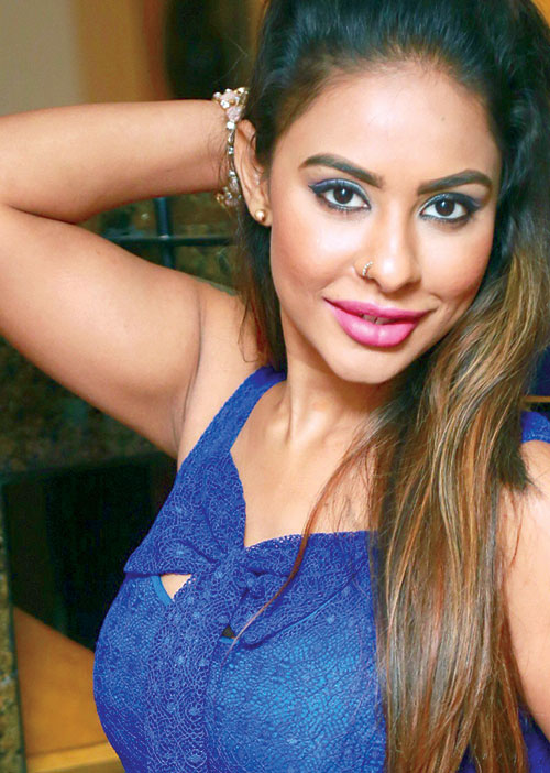 இருக்கு ஆனா இல்ல கவுச்சி சங்கதிகள்!