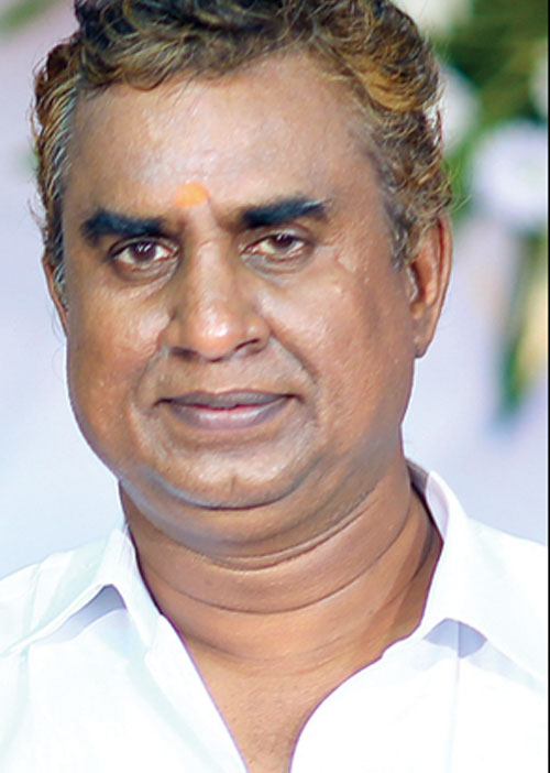 ஸ்மார்ட் சிட்டி ஊழல்! மந்திரி மோசடிக்கு பொறியாளர் சஸ்பெண்ட்!