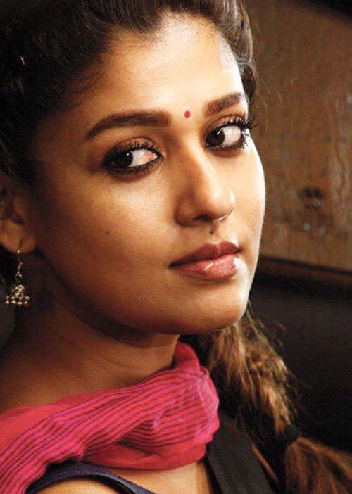 நடிகைகளின் 'திறப்பு(விழா) ரேட்!