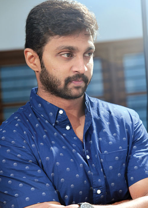 தமிழில் தடம் பதிக்க ஆசை: அறிமுக நடிகர் நிரந்த்!