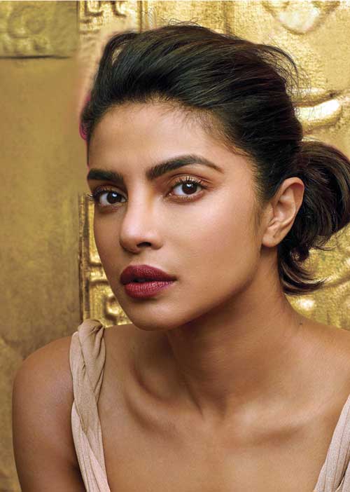 ஹீரோயின்களும் ஃபாரீன் ஹஸ்பெண்டுகளும்! -"எப்படித்தான் சிக்குறாய்ங்களோ...''