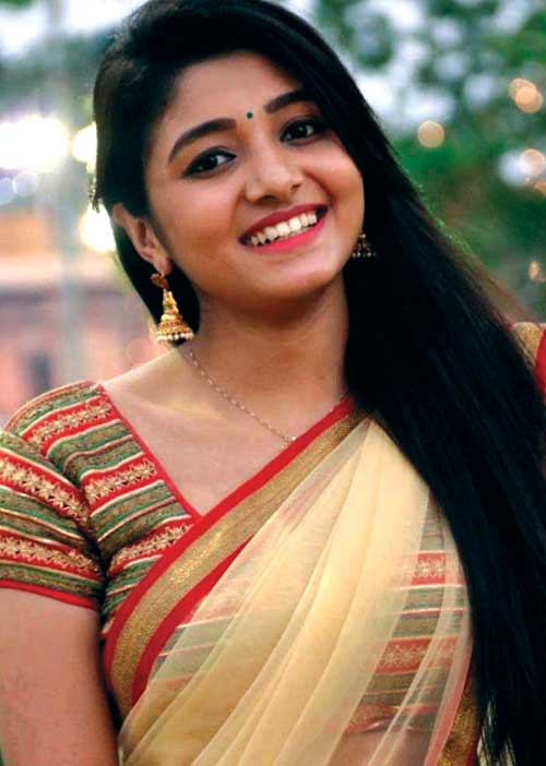 ஒரு நடிகையும் நாலுபேரும்! சந்தி சிரிக்கும் "அந்த' சண்டை!