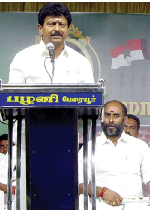 ஜெ.வை காப்பாற்றினோம்'' -திவாகரன் பேச்சு!