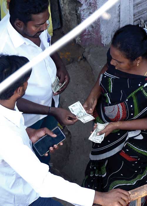 ராங்கால் : ATM பணம் போல ADMK பணம்! ஏப். 14,15.., அ.தி.மு.க. நோட்டு விநியோகம்! கடைசி கட்ட ஸ்கெட்ச்!