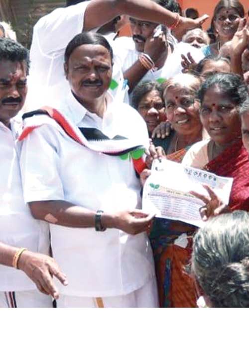 வேலூர் போட்டா போட்டி! தேர்தல் ரத்து பயத்தில் வேட்பாளர்கள்!