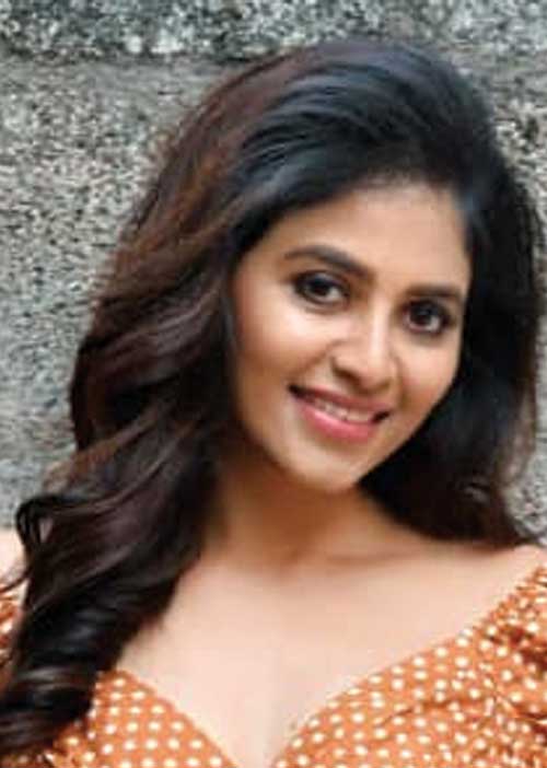 அஞ்சலியும் இளம் ஹீரோவும்!