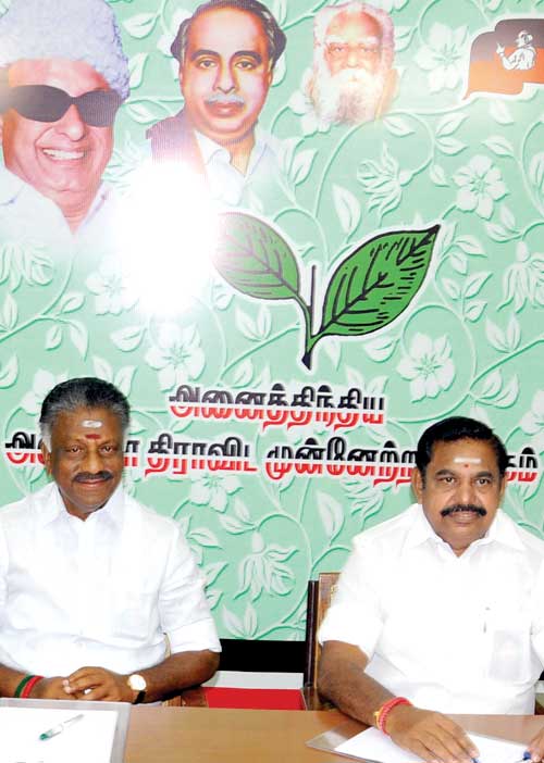 வாயை மூடி பேசவும்! டெல்லி உத்தரவு!
