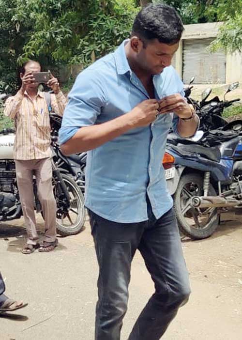 கோலிவுட்! சட்டை கிழியாத சண்டைகள்! சண்டை-1