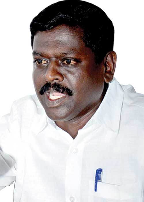 வேட்டு வைக்கும் கோஷ்டி தொல்லை! -நெல்லை தி.மு.க. ரணகளம்!