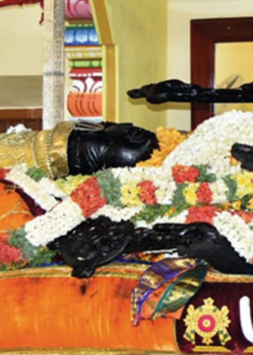 அத்திவரதர் தரிசனம்! காஞ்சி கலெக்டரின் சாமர்த்தியம்!