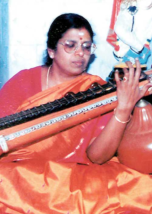 கட்சிப் பகையா? சொந்தப் பகையா?