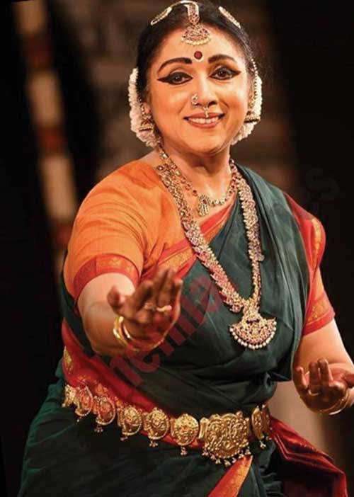 ரேவதியின் பரதம், பரவசம்!