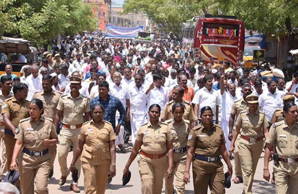 தனி மாவட்டமாக்கு! சங்கரன்கோவில் போராட்டம்!