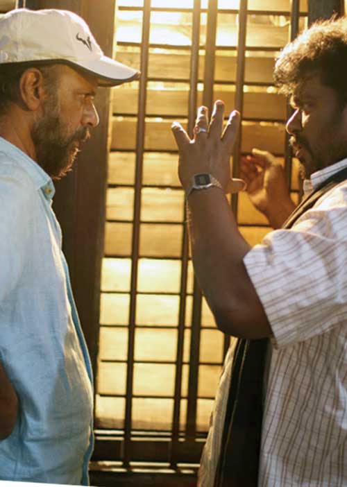 ஒத்த செருப்பு தந்த மகிழ்ச்சி!