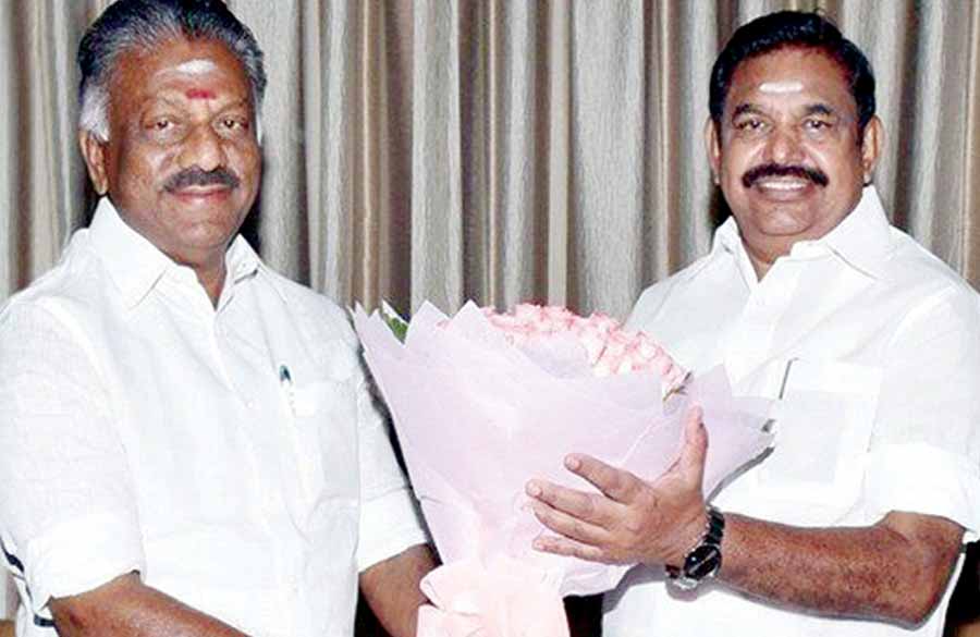 நடிப்பில் அசத்தும் இ.பி.எஸ். - ஓ.பி.எஸ்.!