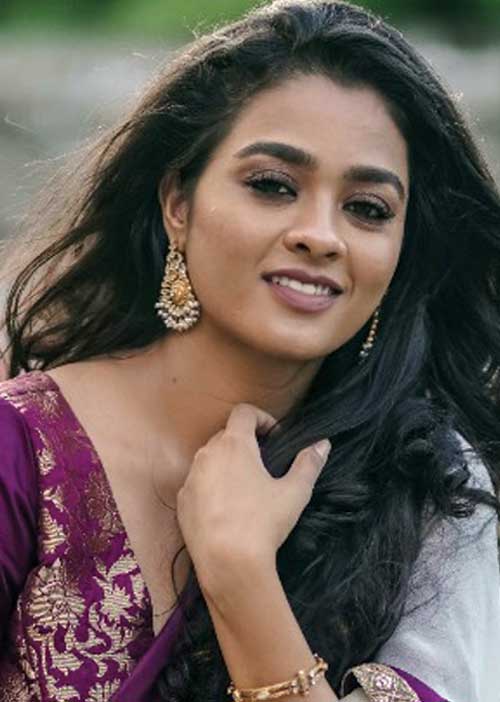 3 ஹீரோயின்களின் முக்கிய முடிவு!