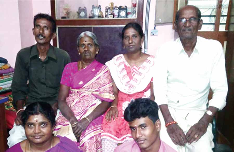 சிக்னல்  : லட்சியமே பெரிதென வென்ற மகாலட்சுமி!
