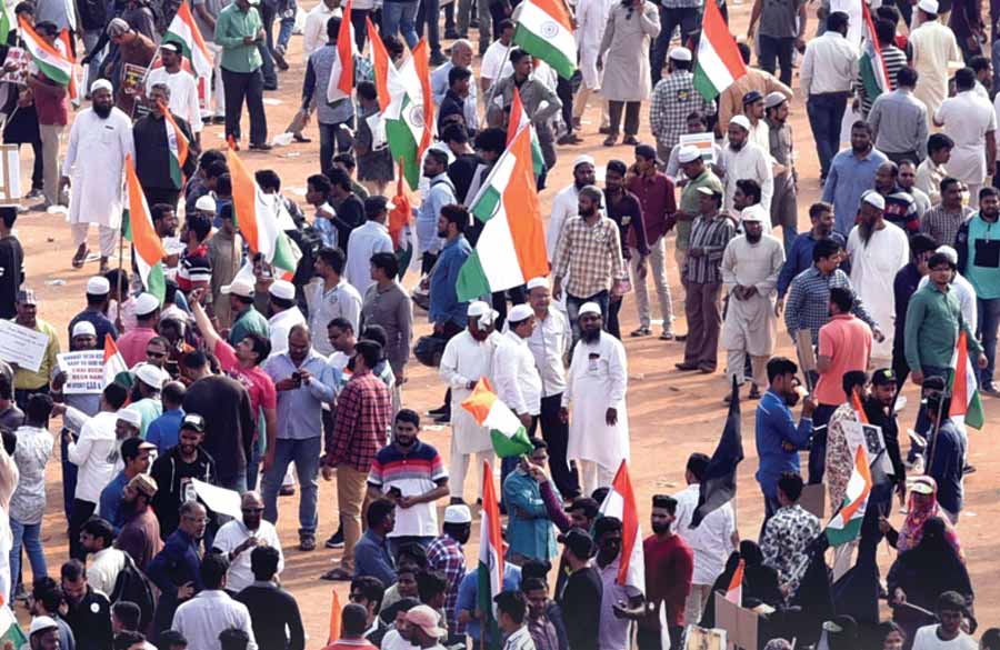 குடியுரிமை -குடிமக்கள் பதிவேடு -மக்கள்தொகை பதிவேடு! ஒரே குட்டையில் ஊறும் மட்டைகள்!