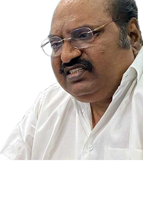 அன்பழகன் முதல் அரவிந்த் கெஜ்ரிவால் வரை… அரசியல்வாதிகளை ஆட்டிவைக்கும் வைரஸ்!