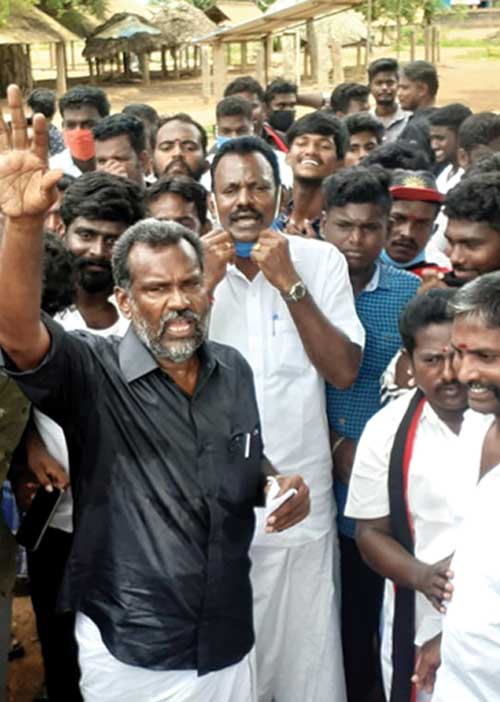 ஓரங்கட்டப்பட்ட உடன்பிறப்புகள்! மா.செ.கொடும்பாவியை எரித்த சொந்தக் கட்சியினர்! சிவகங்கை தி.மு.கலகம்!