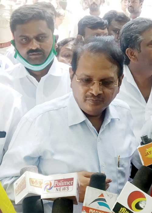 ஜெ. மரண செய்தியை வெளியிடுவேன்! -திகில் கிளப்பும் மாஜி தலைமைச் செயலாளர்!