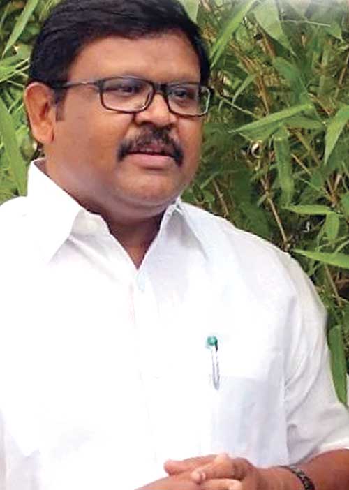 அ.தி.மு.க. சீனியர்கள் அதிருப்தி!