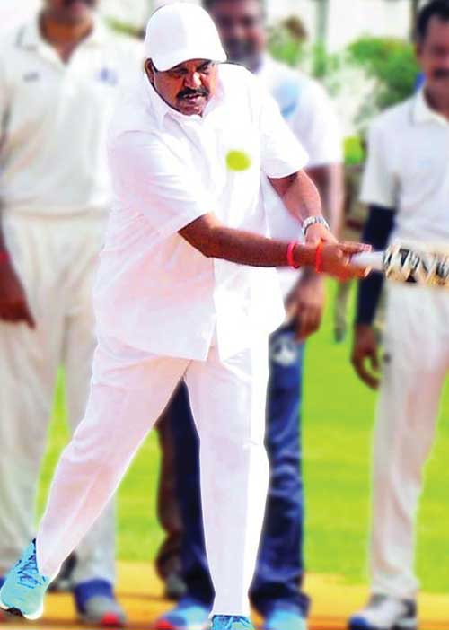 வாக்காளர் பட்டியல் மோசடி! அ.தி.மு.க.வின் தேர்தல் அஸ்திரம்!