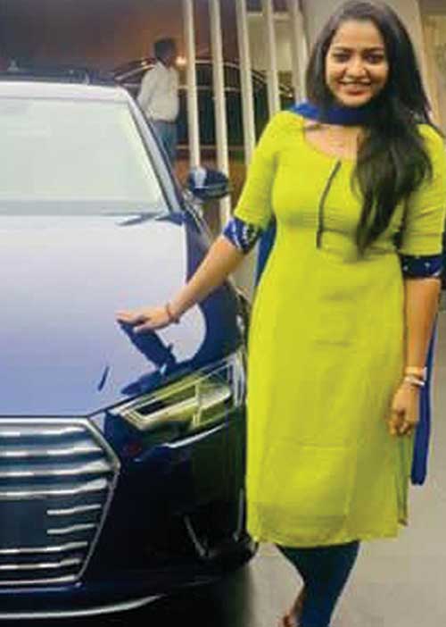 முல்லை சித்ராவுக்கு ஆடி கார் தந்தது அமைச்சரா? எம்.எல்.ஏ.வா?