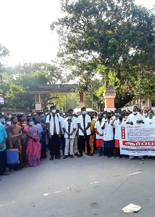 அரசு மருத்துவக் கல்லூரியில் தனியார் கட்டணம்! -ஏழை மாணவர்களின் வாழ்வில் விளையாடும் எடப்பாடி