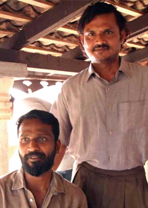 உடையும் கனவுகள்... துளிர்க்கும் மனிதம்...