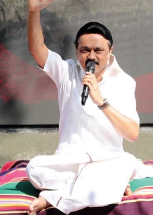 முதல் வெற்றி முழுமையாக ரத்தாகுமா நீட்?