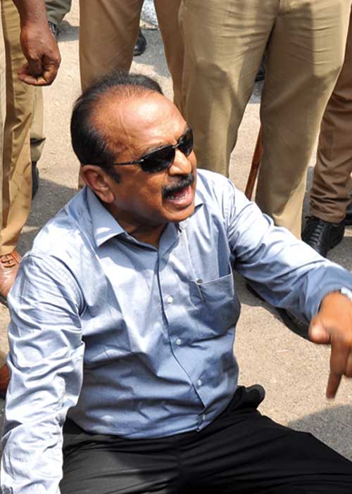 நக்கீரனுக்காகப் போராடிய வைகோ விடுதலை!