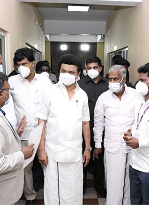 அறநிலையத்துறை கல்லூரியில் இந்துக்கள் மட்டுமே! -விவாதத்தைக் கிளப்பிய விளம்பரம்!