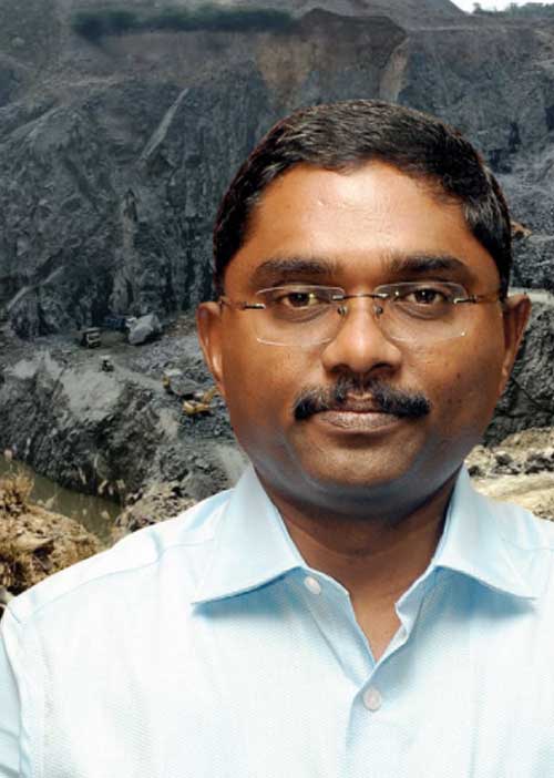 அதிகாரி அட்டகாசம்! ஆட்சி மாறியும் தொடரும் கல்குவாரி கொள்ளை!