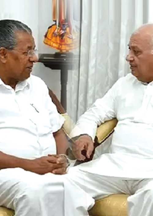 கேரள முதல்வர் Vs கவர்னர்! -அங்கேயும் யுத்தம்!