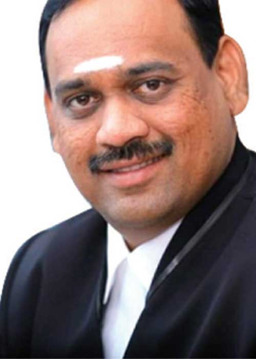 ஸ்டாலினுடன் செல்ஃபி! கட்டம் கட்டிய இ.பி.எஸ்!