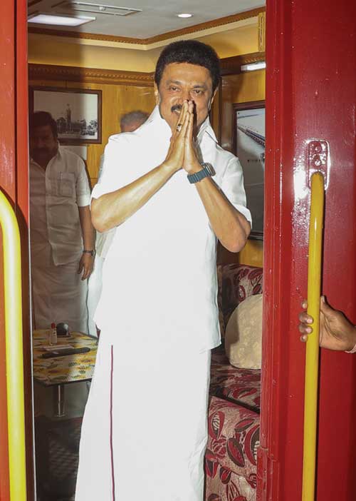 தென்காசி பயணத்தில் மனம் குளிர்ந்த முதல்வர்!